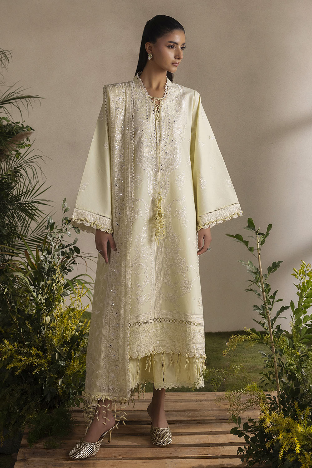 UAE-3 Piece Embroidered Lawn Suit with Embroidered Chiffon Dupatta PM-62004