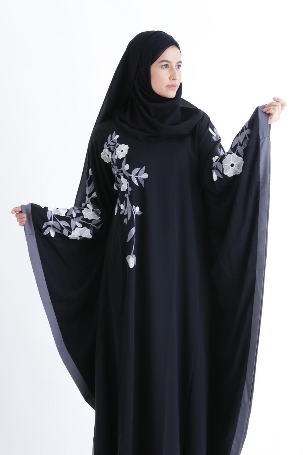 Embroidered Farasha Kaftan Abaya