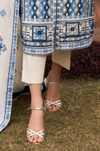 UAE-3 Piece Embroidered Lawn Suit with Embroidered Borders CL-52450