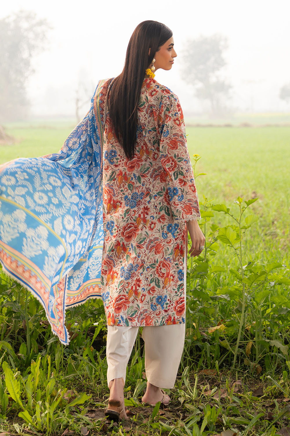 UAE-3 Piece Printed Lawn Suit with Embroidered Border CL-62084